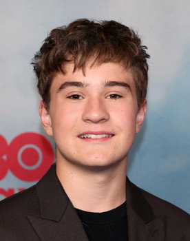 Arlan Ruf as Richard Smernitch