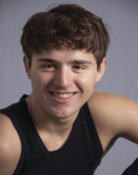 Manuel Pérez Erramouspe as Kevin