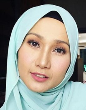Amy Mastura