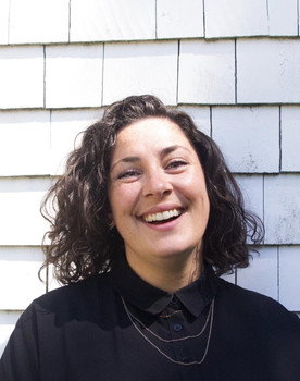 Kathryn McCormack as Kinnon