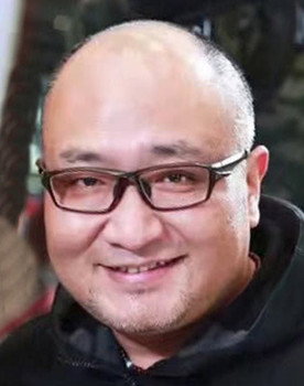 Xuesong Liu as 导演