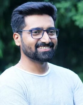 Biswajit Ghosh as Parambrata Sengupta