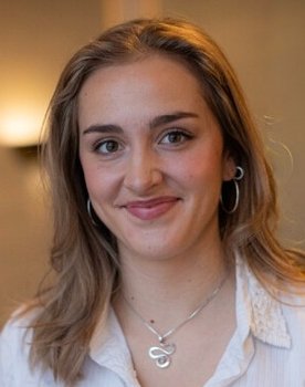 Helle Ryg Eia as Marianne