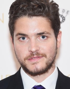 Philip Ettinger as Ron Foxman