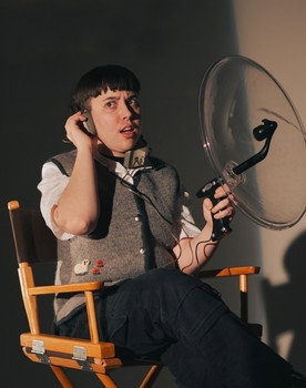 Julianne Pratte as Voyou