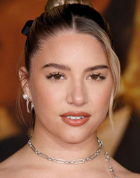 Mackenzie Ziegler as Cassie