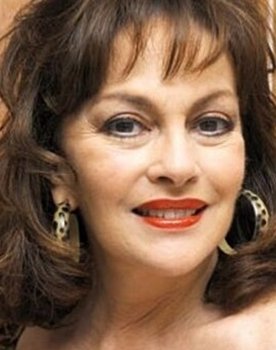 Lupita Ferrer as 
