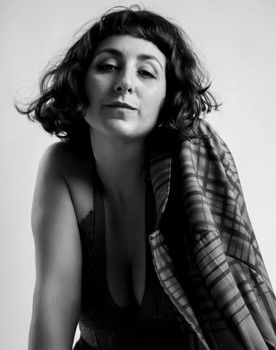 Chiara Naymé as Vanesa