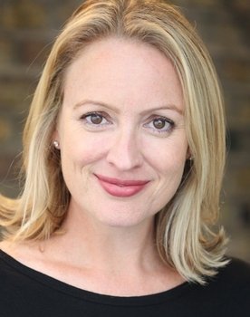 Samantha Fitzgerald as Naomi