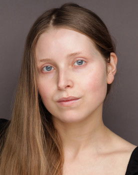 Jessie Cave as Kerry