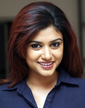Oviya Helen