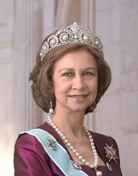 Queen Sofía of Spain as 