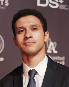 Essam Omar as عاطف كمال