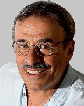 Şevket Altuğ