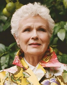 Julie Walters as Gran (voice)