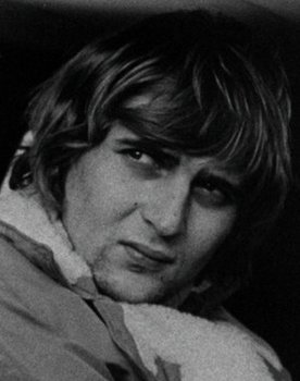 Pertti Melasniemi as Olavi "Olli" Koskela