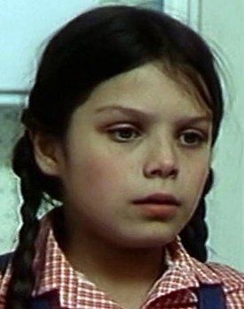 Irina Schackow as Sylvia Jäger