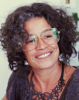 Silvia Viana as Convidado