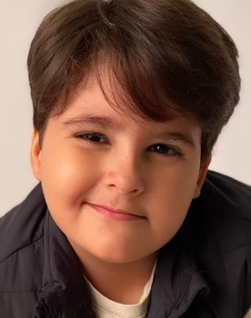 Theo Radicchi as Rui