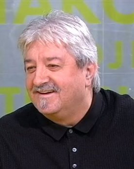 Dragoslav Pecikoza as Himself