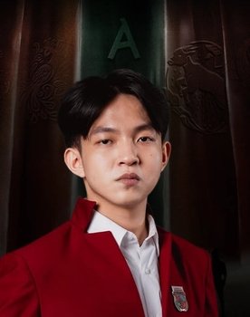 Maxwell Salvador Surya Atmaja as Maxwell