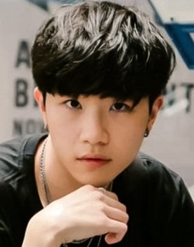 Ping Sukit Dechnathi as Euro