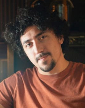 Matt Sindt as Eel #2