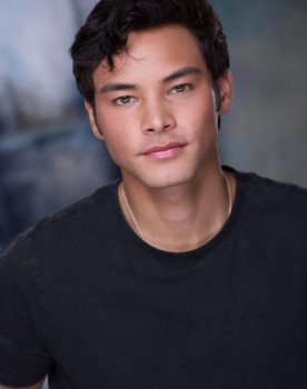 Cole Micek as Matt Graham