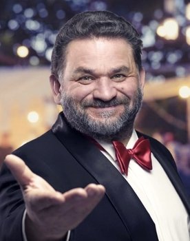 Valerii Chyhliaiev as (voice)