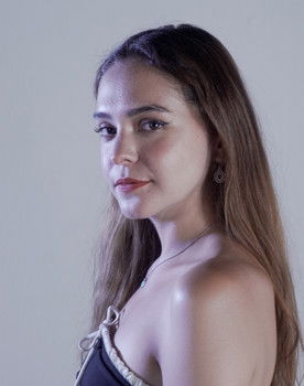 María Carrillo as Alysse Angulo