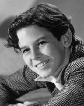 Ronald Sinclair as Boy King Edward