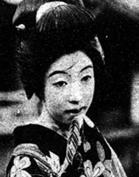 Tsuyako Okajima as 