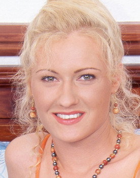 Christine Levynay