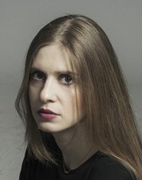 Evi Dovelou