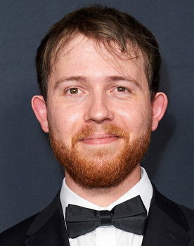 Lachlan Pendragon as Neil