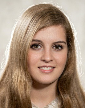 Nilüfer Koçyiğit as 