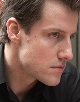 Matt Reeves as Greg Satch