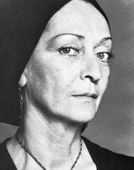 Gabriella Giacobbe as Atossa