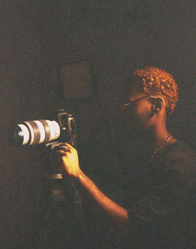 Wallace Douglas as Entidade