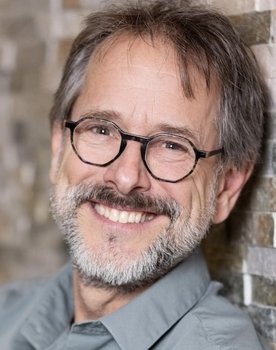 Marc-André Coallier as journaliste