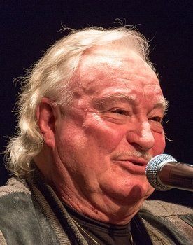 Ossi Ahlapuro as Kosti Jalmari Ranta