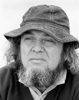 Marco Ferreri as Luisito - el casero