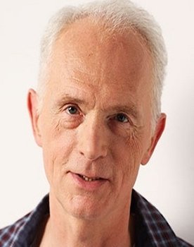 Sam pośród swoich