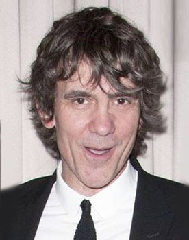 Sandy Strallen