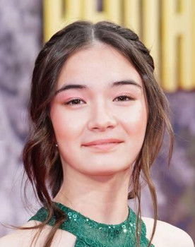 Shannon Mahina Gorman as Mia Kawasaki