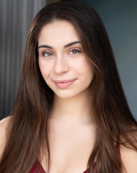Becca Gelb as Female Student