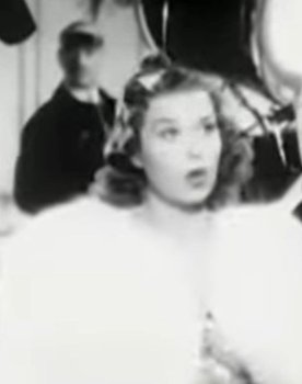 Victoria Cuenca as Señorita Rubi