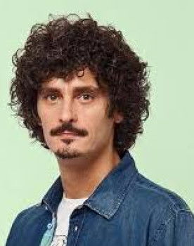 Javier Maroto as Profesor de Educación Física