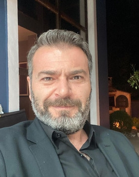 Güray Görkem as Sait