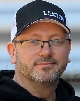 Tony Martinsson as Paranormal utredare